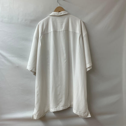 ボーリングシャツ　キューバシャツ　刺繍　白シャツ