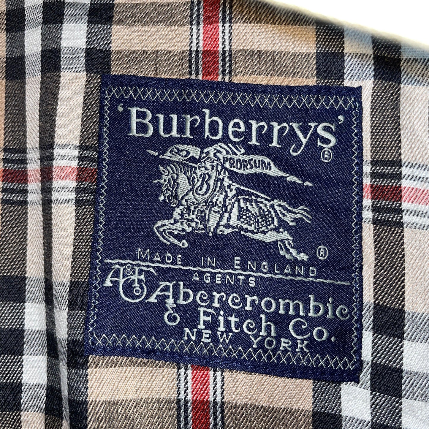 Burberrys trench coat Abercrombie&amp;Fitch Abercrombie &amp; Fitch bespoke burberry Burberry