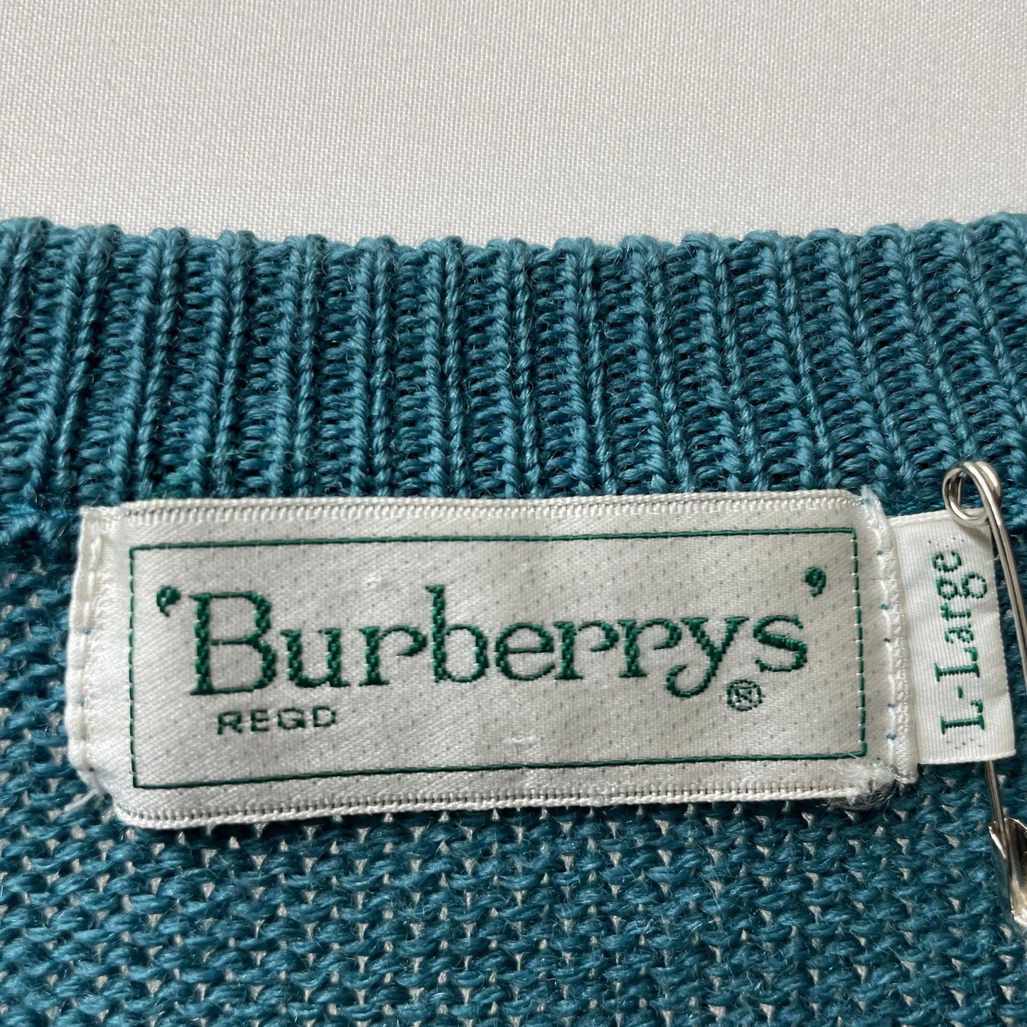Burberrys knit Burberry knit/sweater burberry
