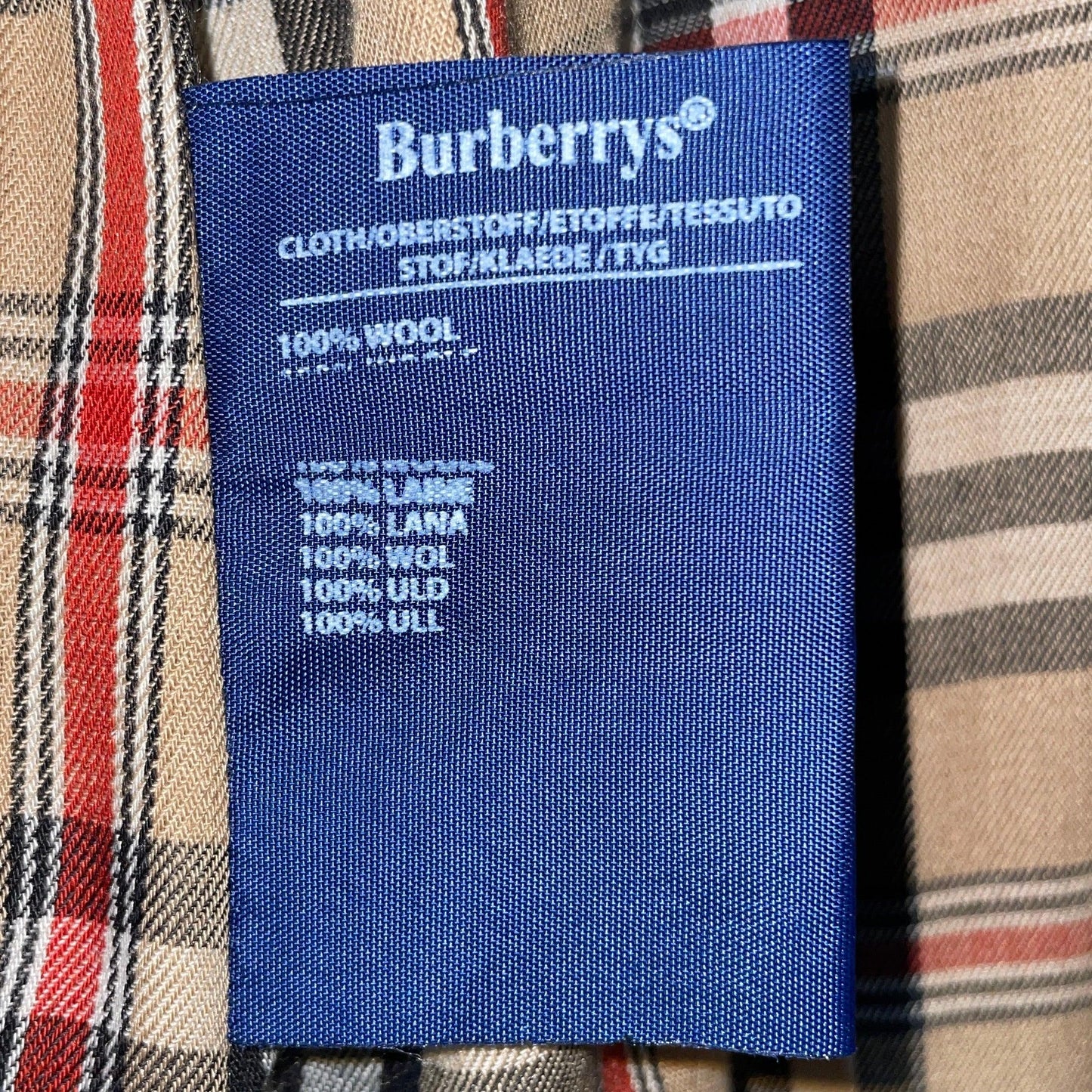 Burberrys trench coat Abercrombie&amp;Fitch Abercrombie &amp; Fitch bespoke burberry Burberry