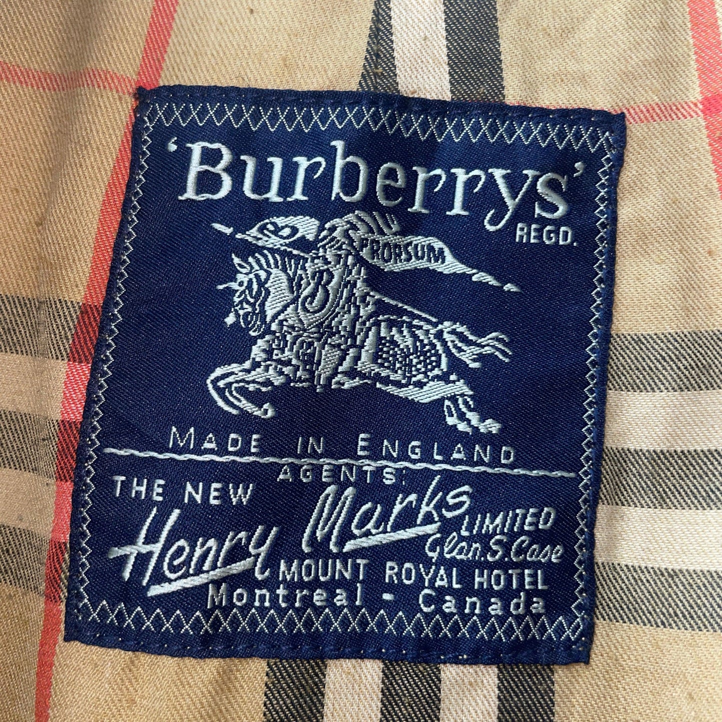 burberrys coat  the new henry marks バーバリー　burberry コート
