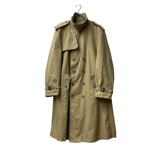 Burberrys trench coat Abercrombie&amp;Fitch Abercrombie &amp; Fitch bespoke burberry Burberry
